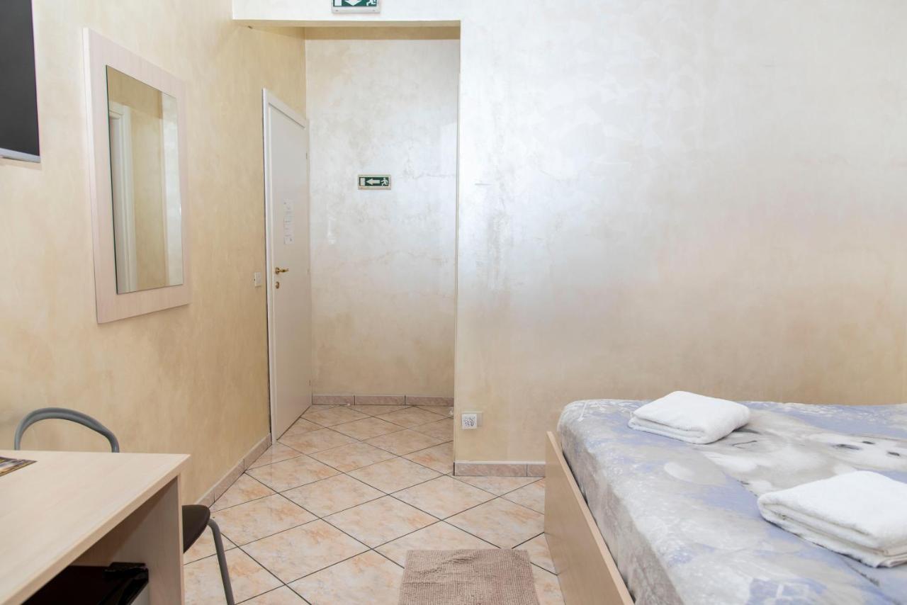 Bed and Breakfast Nicoleta à Rome Chambre photo