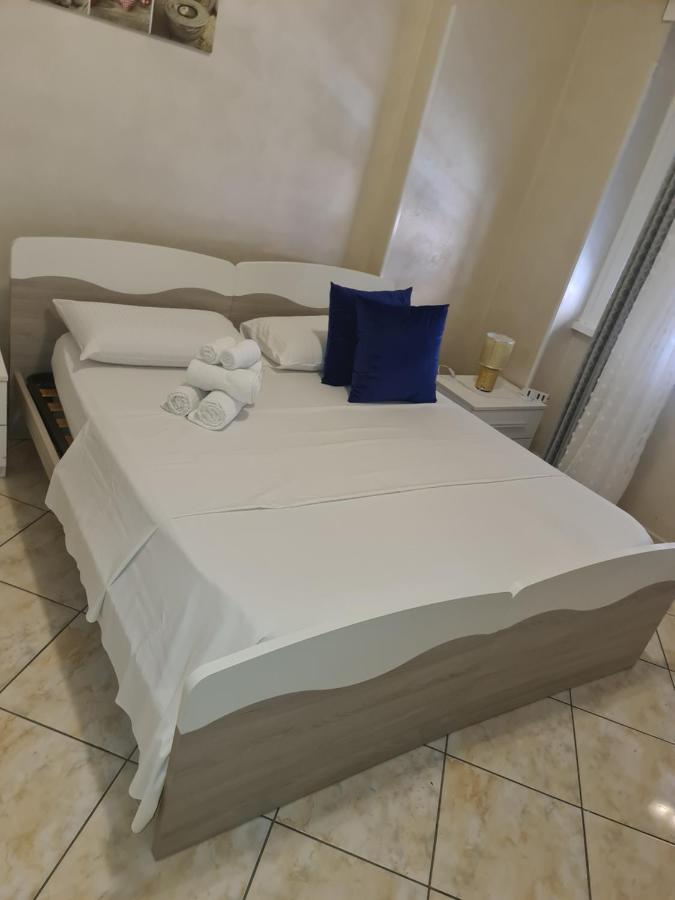 Bed and Breakfast Nicoleta à Rome Extérieur photo